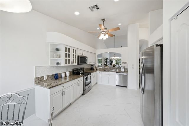 8018 Tauren CT, Naples, FL 34119