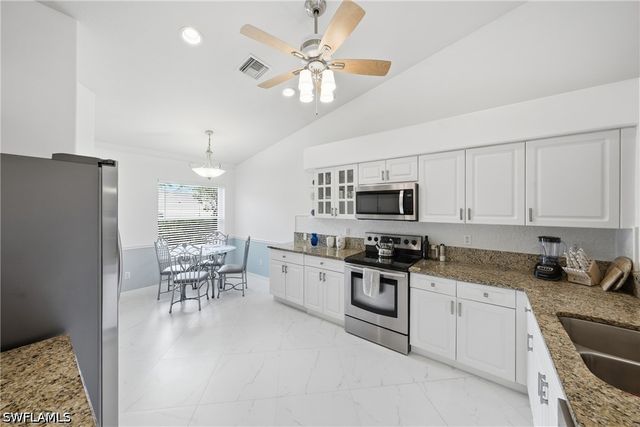 8018 Tauren CT, Naples, FL 34119
