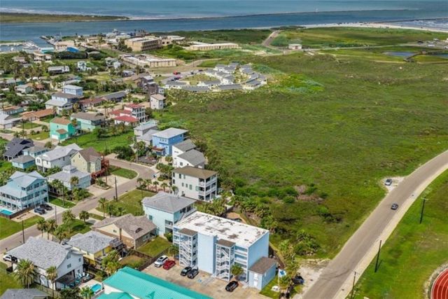 407 Beach Ave 131, Port Aransas, TX 78373