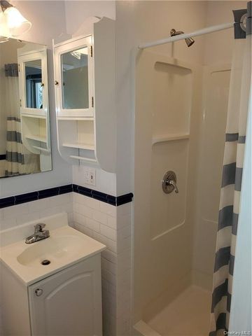 215 Harriman Road, Irvington, NY 10533