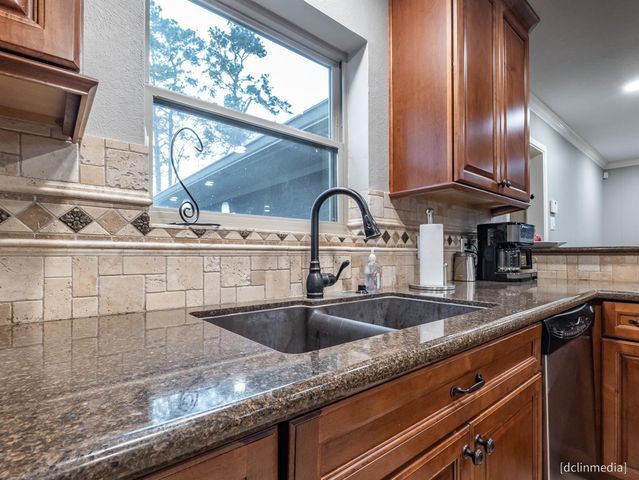 1711 Palomino Lane, Kingwood, TX 77339