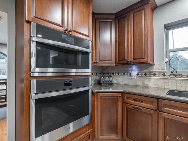 1711 Palomino Lane, Kingwood, TX 77339