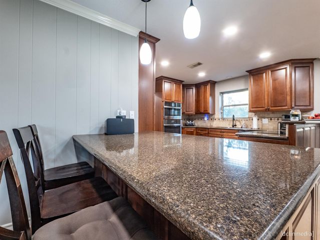 1711 Palomino Lane, Kingwood, TX 77339