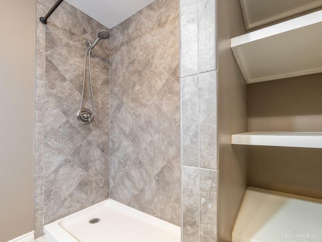 1711 Palomino Lane, Kingwood, TX 77339