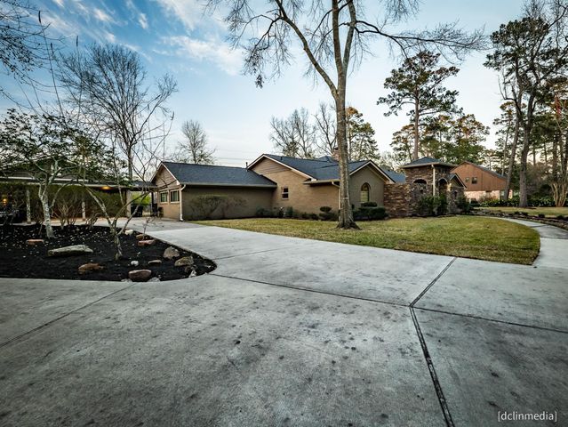 1711 Palomino Lane, Kingwood, TX 77339