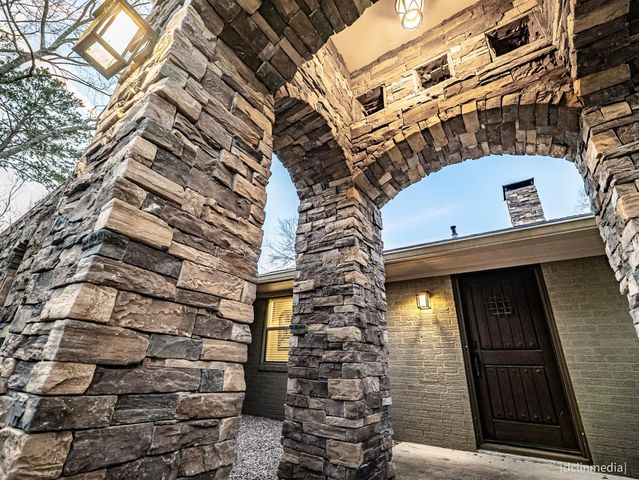 1711 Palomino Lane, Kingwood, TX 77339