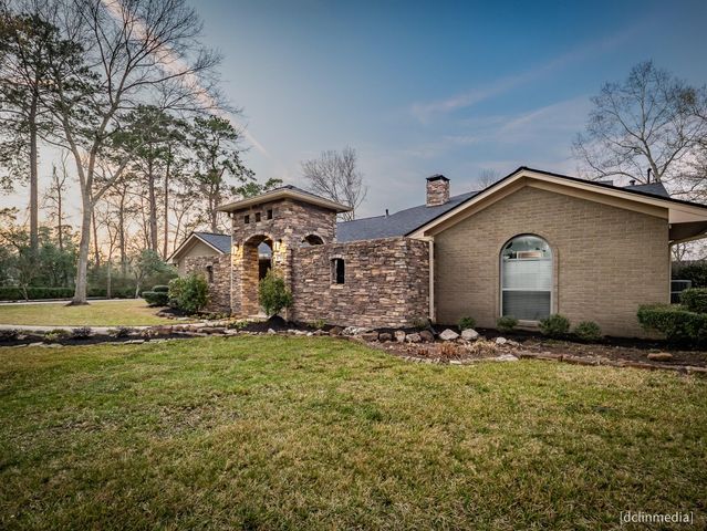 1711 Palomino Lane, Kingwood, TX 77339