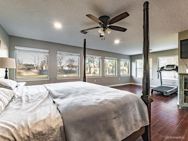 1711 Palomino Lane, Kingwood, TX 77339