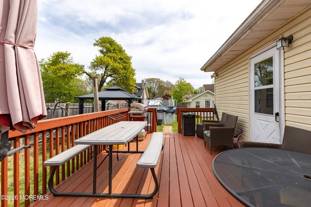 312 Elmwood Drive, Cliffwood Beach, NJ 07735