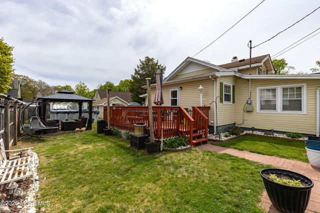 312 Elmwood Drive, Cliffwood Beach, NJ 07735