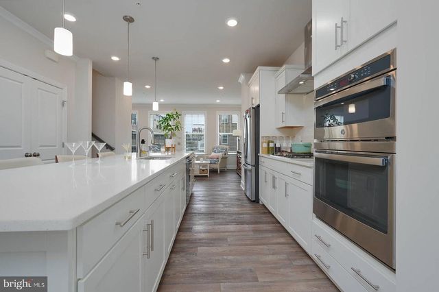 929 ROCKWELL AVE, Gaithersburg, MD 20878