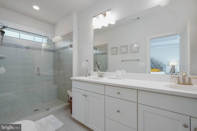 929 ROCKWELL AVE, Gaithersburg, MD 20878