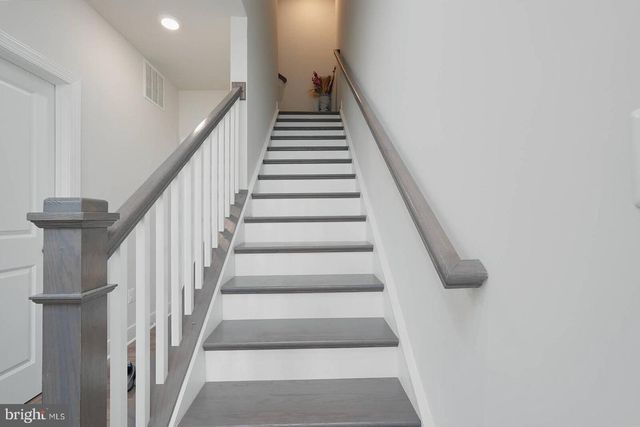 929 ROCKWELL AVE, Gaithersburg, MD 20878