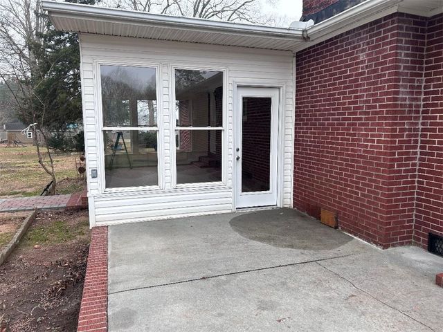 109 West Stewart Street, Pelzer, SC 29669