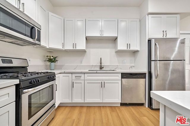 2321 W 10th Street 102, Los Angeles, CA 90006