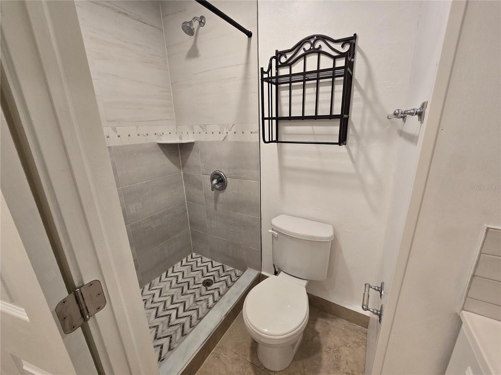 Image 20 of property listing at 1417 CORNELIA AVENUE, Sebring, FL 33870