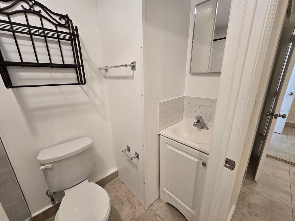 Image 21 of property listing at 1417 CORNELIA AVENUE, Sebring, FL 33870