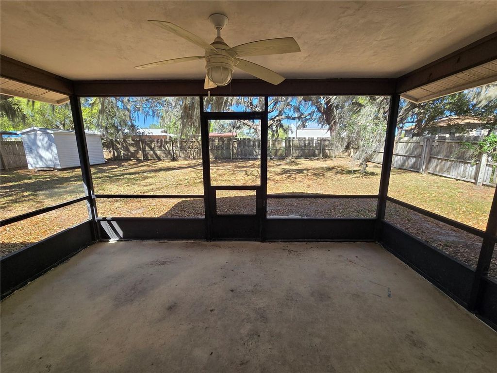 Image 22 of property listing at 1417 CORNELIA AVENUE, Sebring, FL 33870