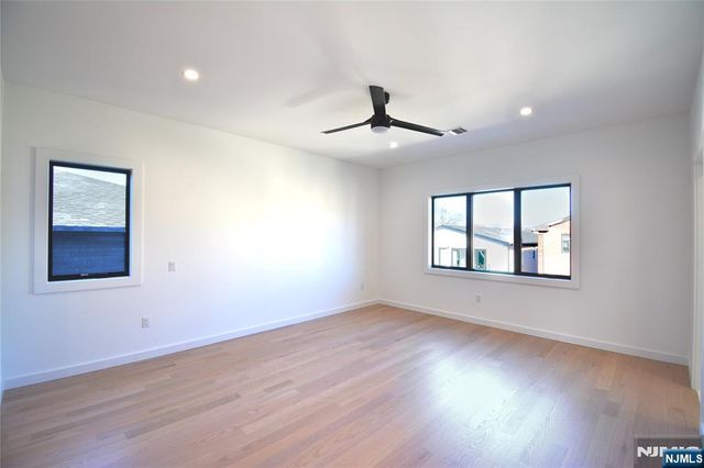 35 Henry Avenue 2nd Floor, Palisades Park, NJ 07650