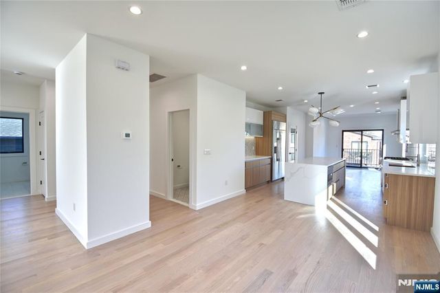 35 Henry Avenue 2nd Floor, Palisades Park, NJ 07650