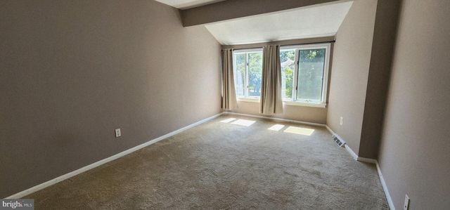 3 COLCHESTER PL, Newtown, PA 18940
