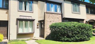 3 COLCHESTER PL, Newtown, PA 18940