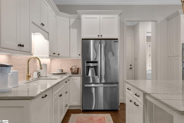 126 Chestnut Pond Lane, Simpsonville, SC 29681