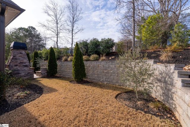 126 Chestnut Pond Lane, Simpsonville, SC 29681