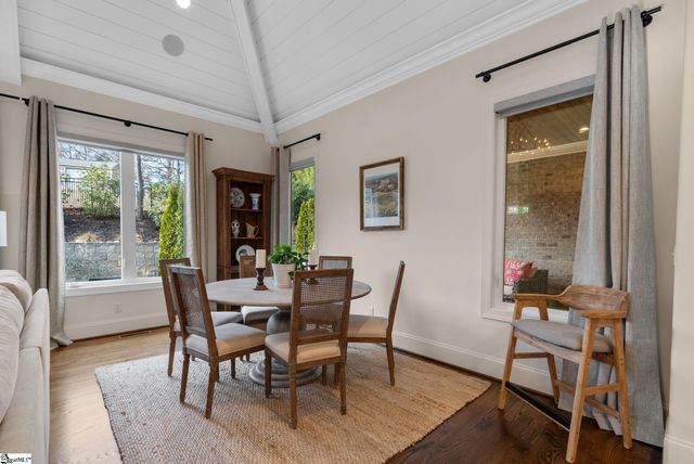 126 Chestnut Pond Lane, Simpsonville, SC 29681