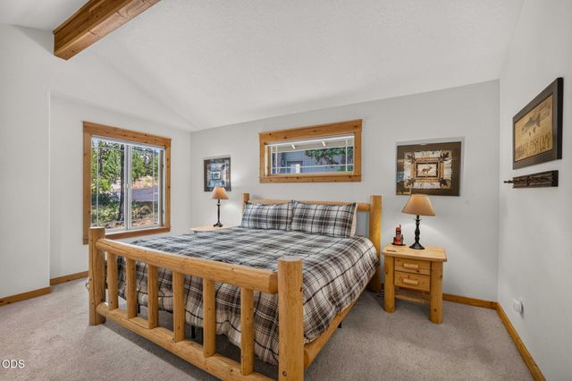 57641 Splitrock Lane 2, Sunriver, OR 97707