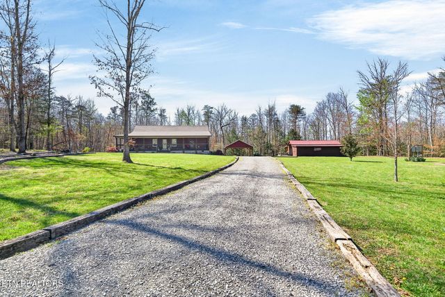 247 Hayden Lane, Grimsley, TN 38565