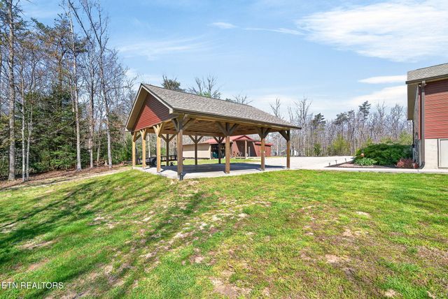 247 Hayden Lane, Grimsley, TN 38565