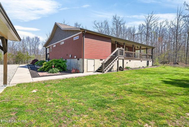 247 Hayden Lane, Grimsley, TN 38565