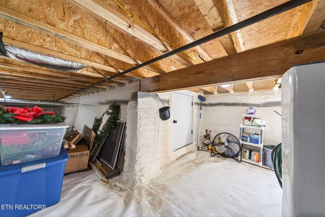 247 Hayden Lane, Grimsley, TN 38565