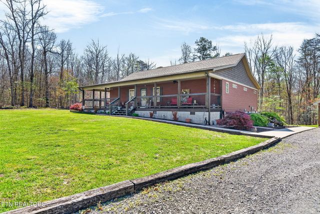247 Hayden Lane, Grimsley, TN 38565