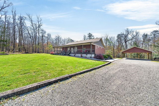247 Hayden Lane, Grimsley, TN 38565