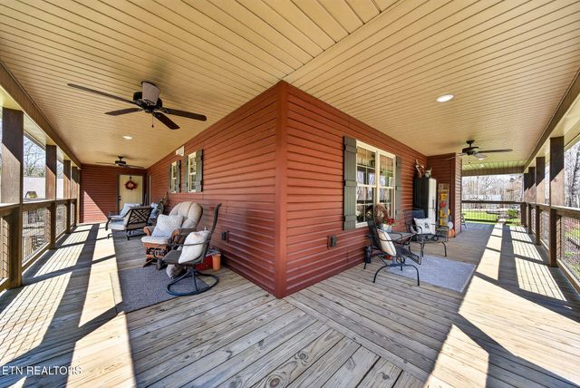 247 Hayden Lane, Grimsley, TN 38565