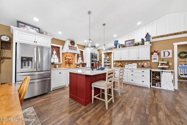 247 Hayden Lane, Grimsley, TN 38565
