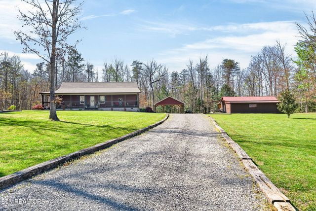 247 Hayden Lane, Grimsley, TN 38565