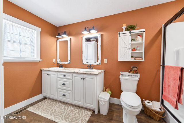 247 Hayden Lane, Grimsley, TN 38565