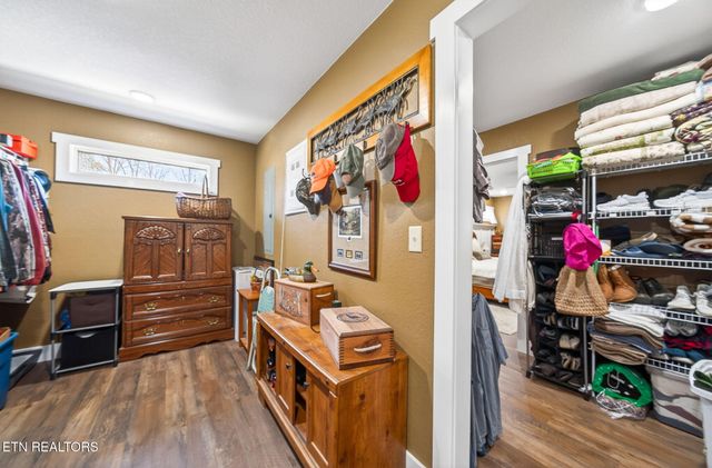 247 Hayden Lane, Grimsley, TN 38565
