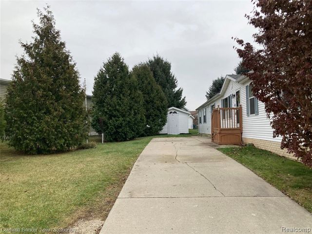 9740 Russell Street, Northville, MI 48167