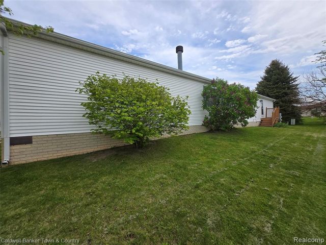 9740 Russell Street, Northville, MI 48167