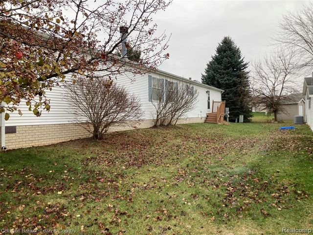 9740 Russell Street, Northville, MI 48167