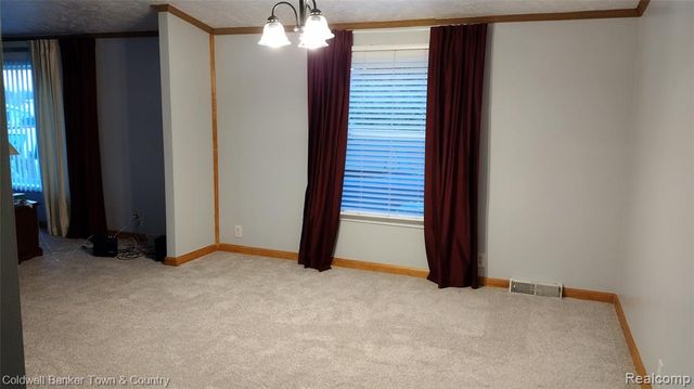 9740 Russell Street, Northville, MI 48167