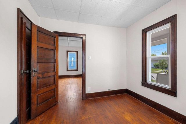 1044 CAROLINE STREET, Green Bay, WI 54303