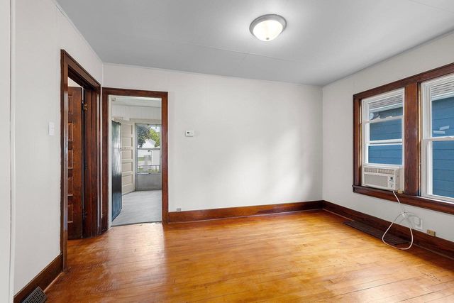 1044 CAROLINE STREET, Green Bay, WI 54303