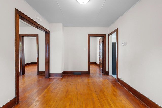 1044 CAROLINE STREET, Green Bay, WI 54303