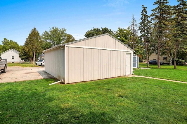 1044 CAROLINE STREET, Green Bay, WI 54303