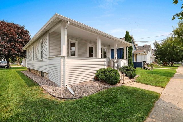 1044 CAROLINE STREET, Green Bay, WI 54303